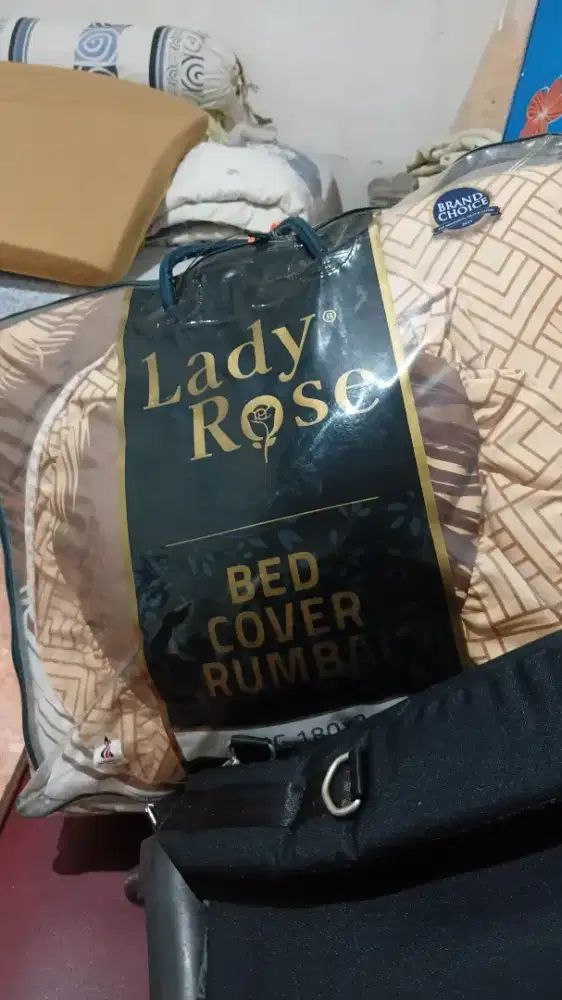 Bedcover lady rose