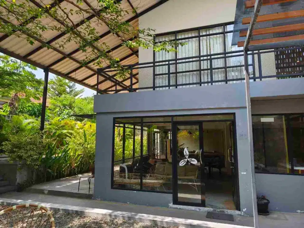 LUAS 900 Ex Coffeeshop Resto Ruang Usaha Margonda Depok Pondok Cina