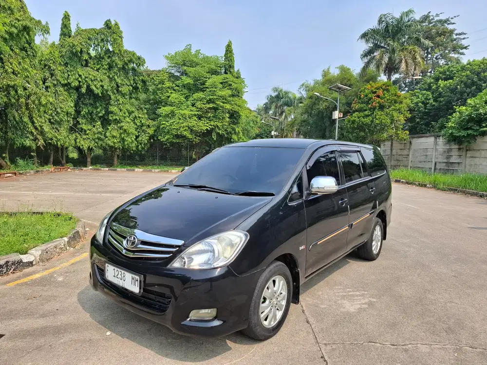Toyota Kijang Innova 2010 Diesel