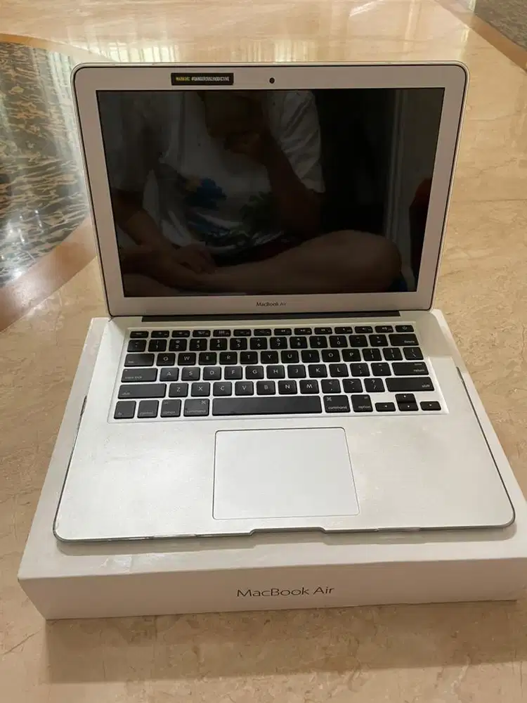 Mac Book Air 2017 256 GB