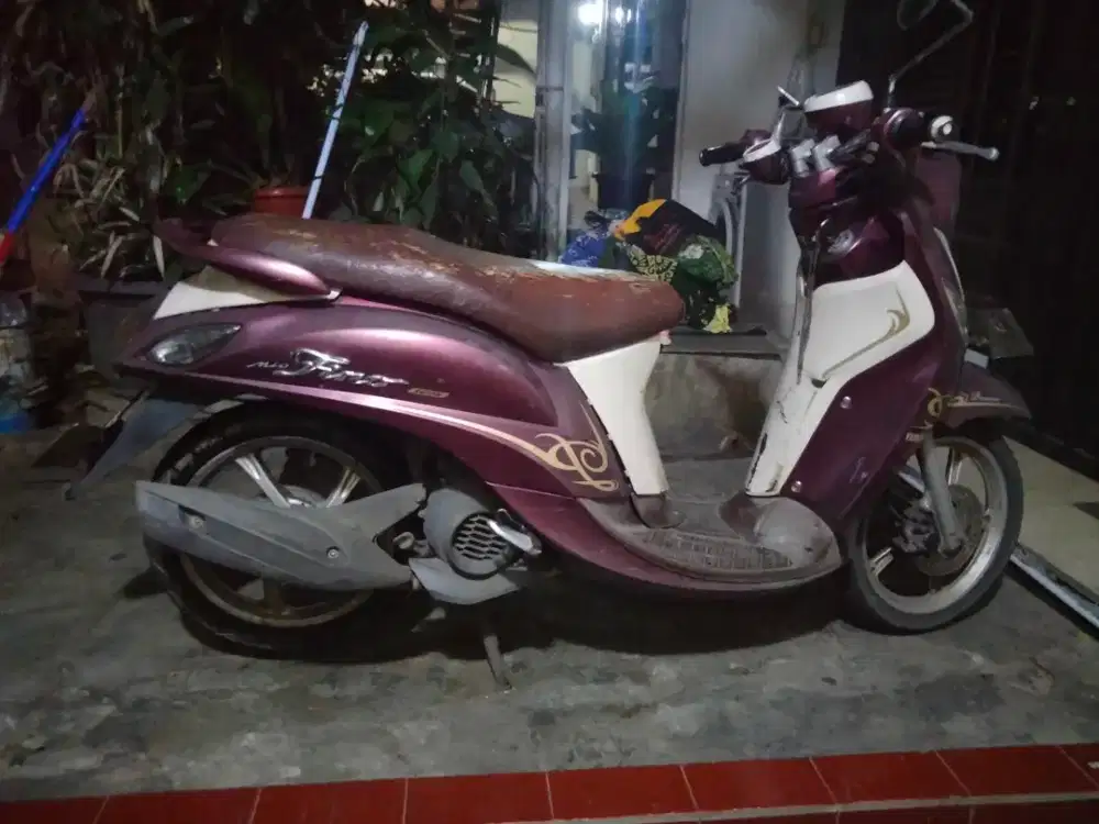 Jual Yamaha Fino tahun 2016 ungu putih