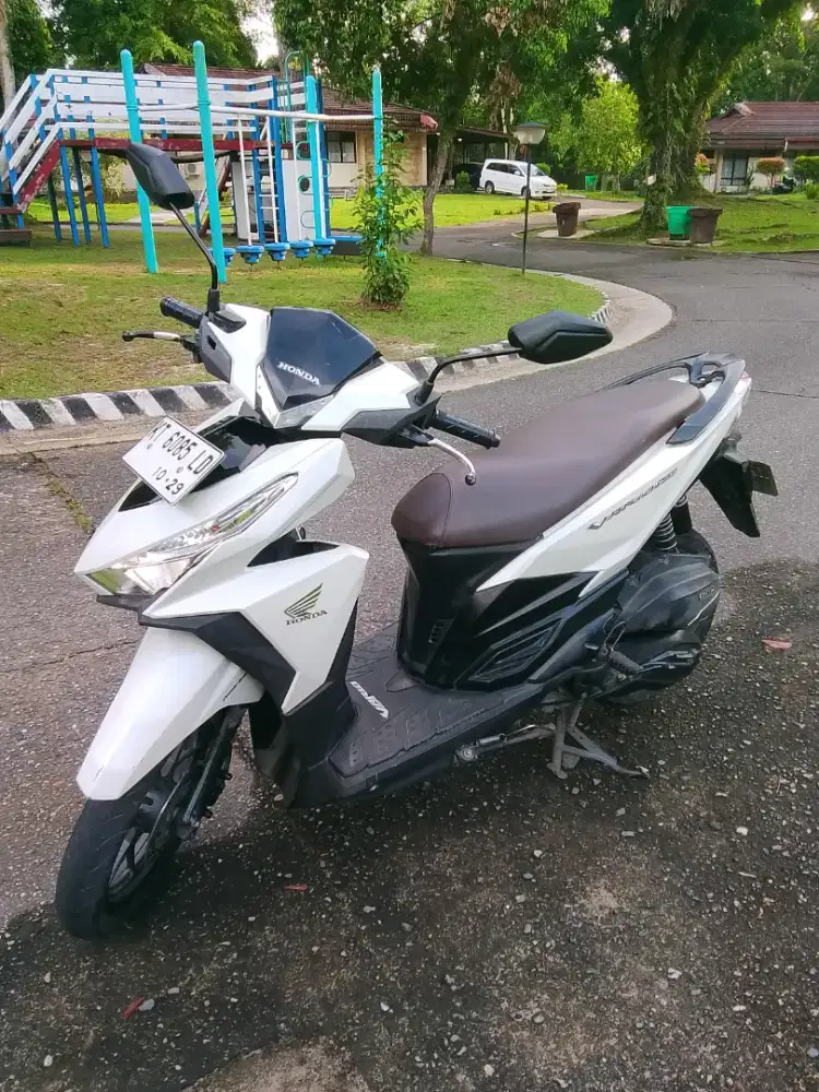 Vario putih terawat original