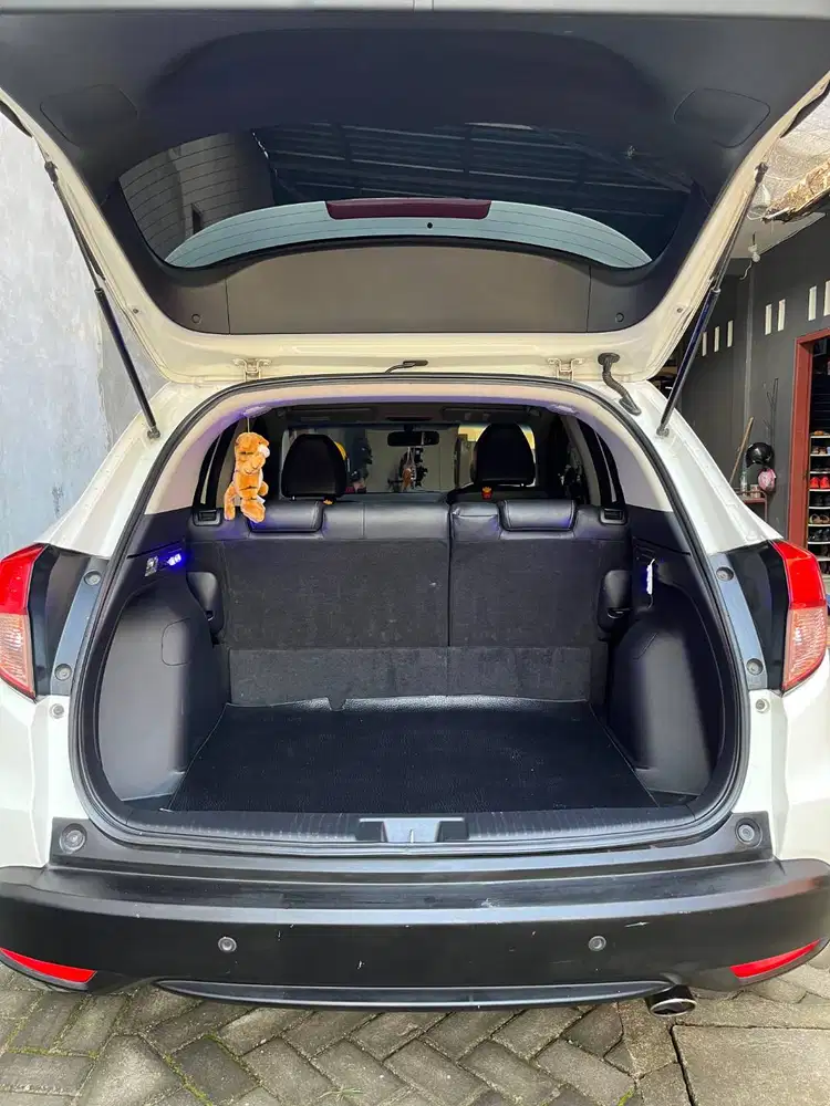 Honda hrv tipe e 1.5