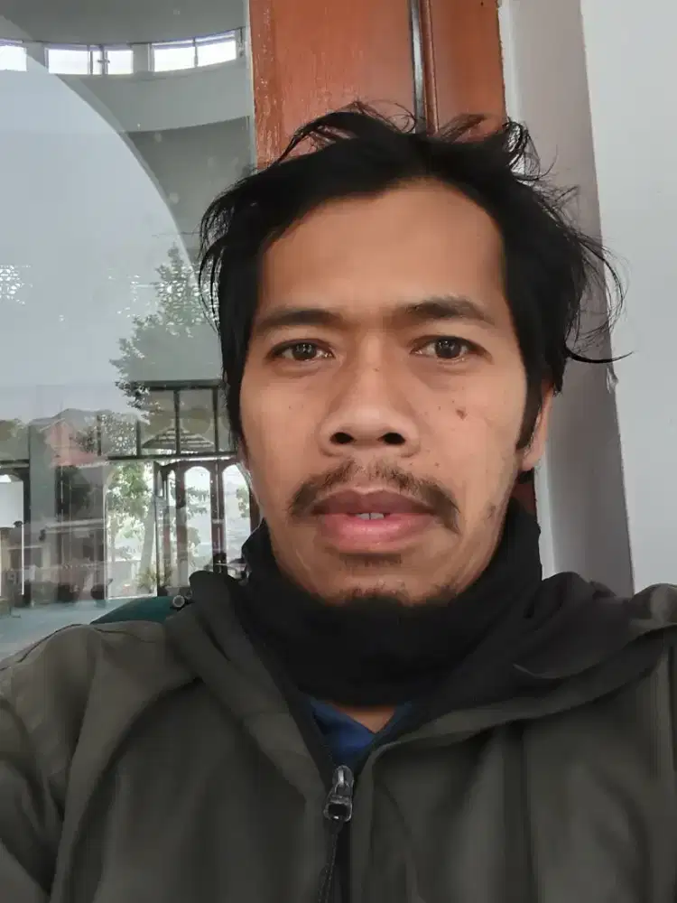 Menerima jasa supir