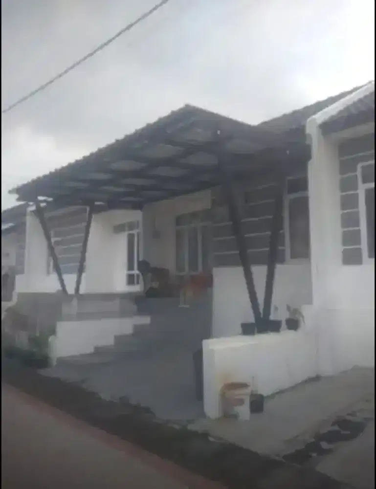 Rumah Bebas Banjir Selangkah ke Stasiun