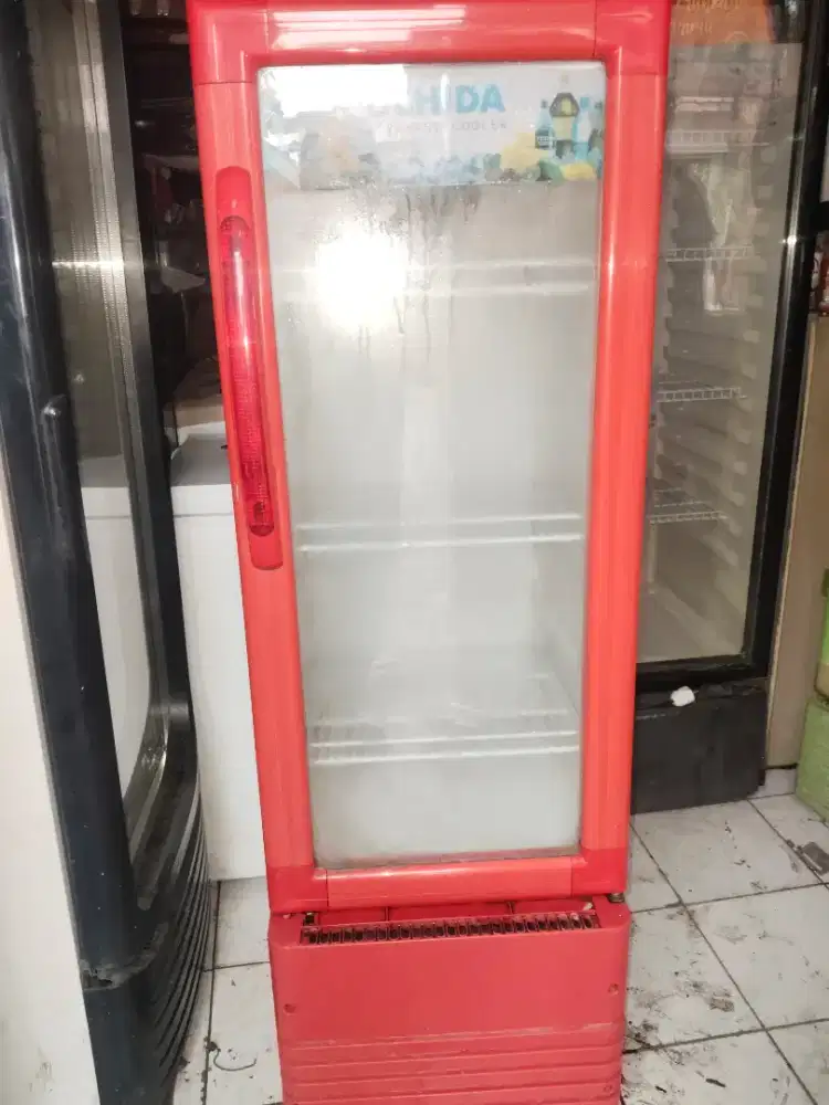 Showcase uchida merah normal dingin siap pakai