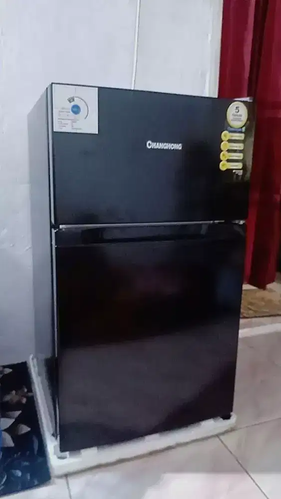 kulkas 2 pimtu minimalis changhong