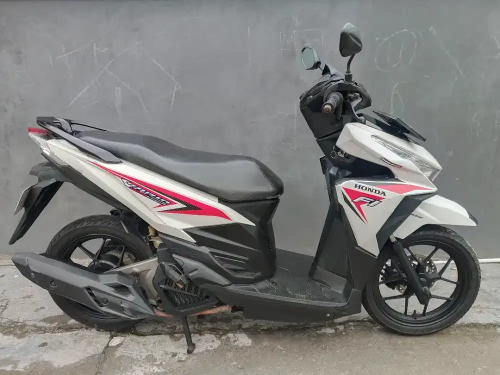 Honda Vario 125cc LED F1 tahun 2015 plat 2029