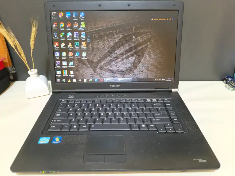 Laptop Toshiba Dynabook B551 Core I5-2520 Ram 8Gb Ssd 256Gb Normal