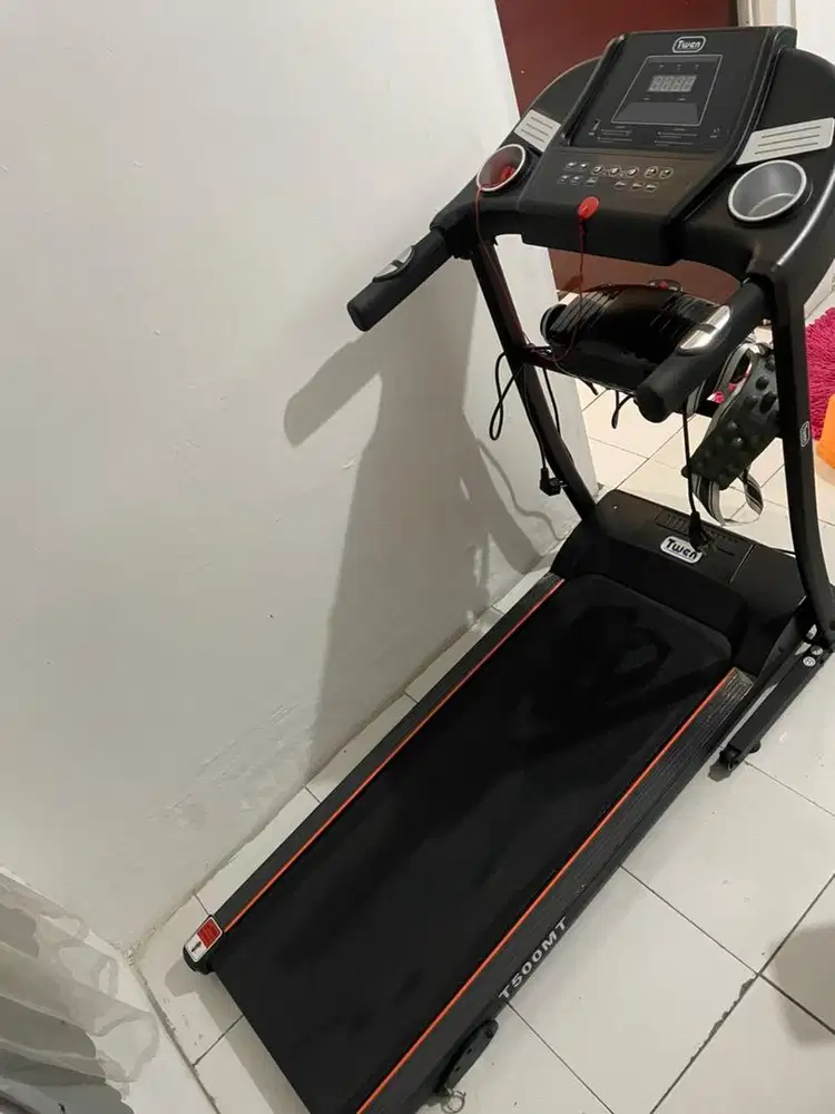 Preloved TWEN Treadmill T500MT