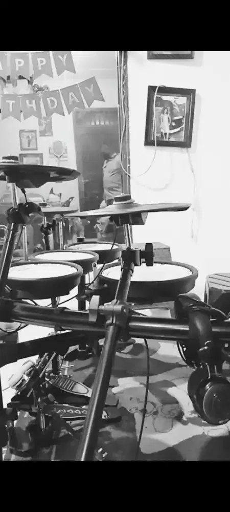 Rental Disewakan Drum Elektrik Roland type TD1 kv
