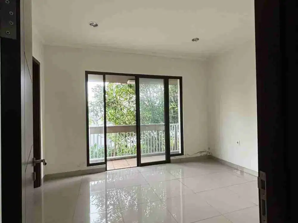 Jual Rumah baru dibawah pasaran rumah di Summarecon Bandung