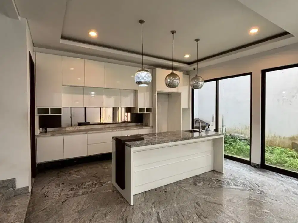 DIJUAL RUMAH FULL RENOV CAKEP BANGET DI DE PARK BSD CITY