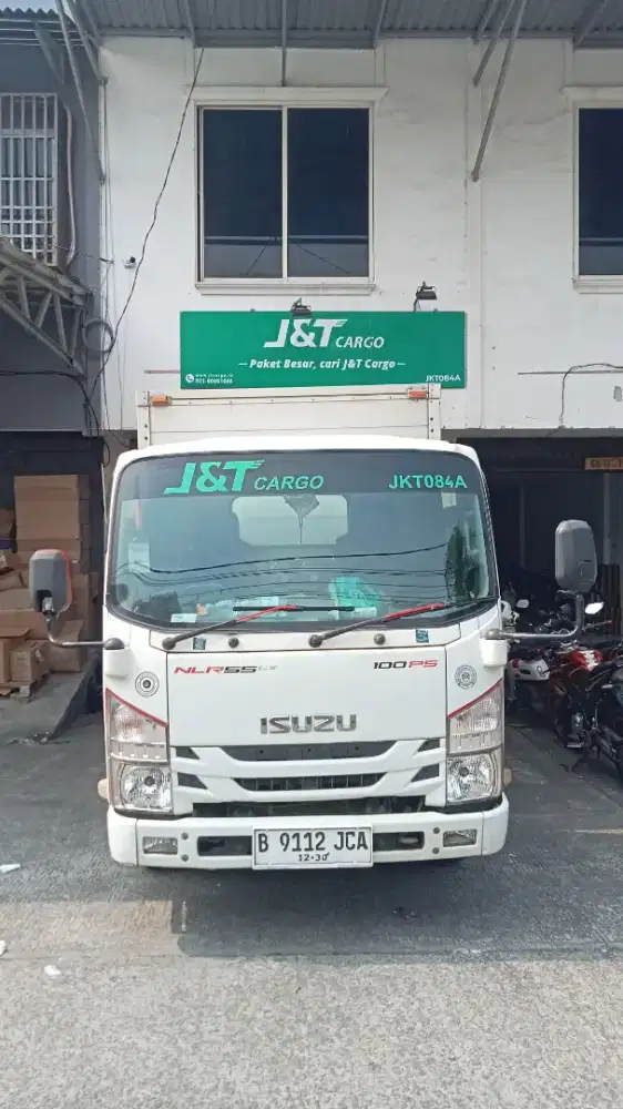 Jual cepat isuzu NLR 55T LX 2020