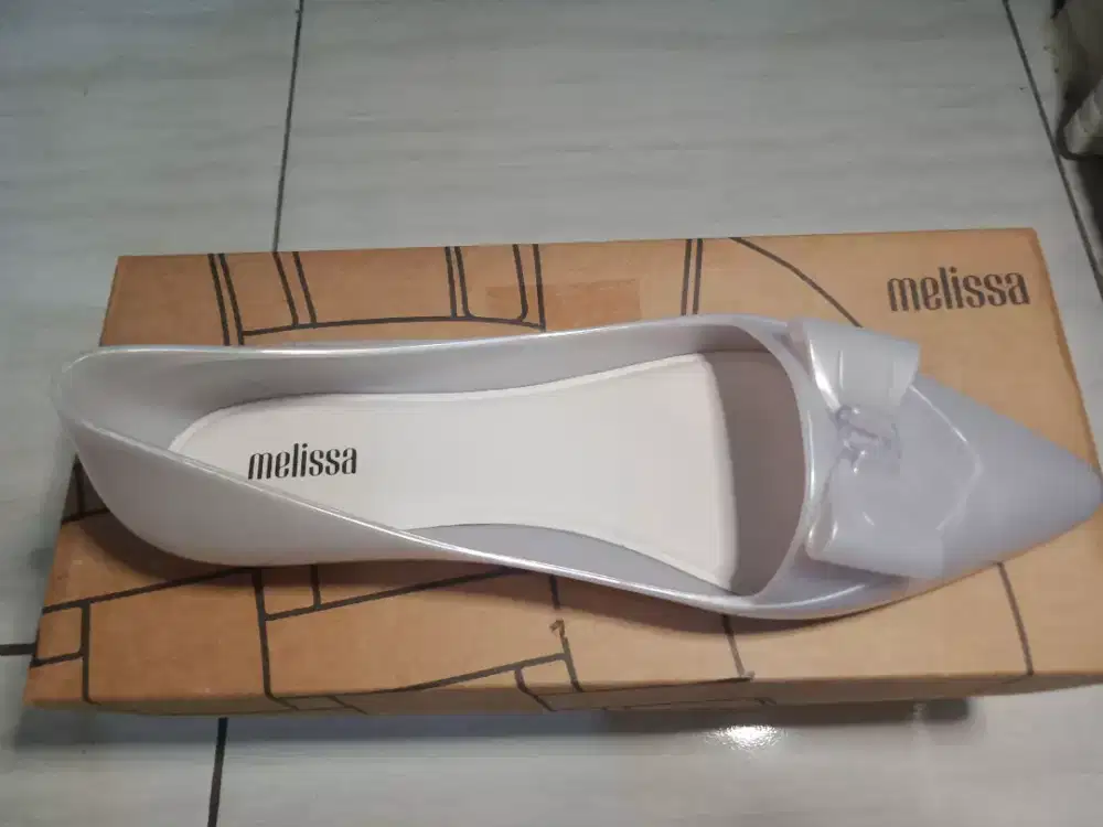 Sepatu wanita Melissa Pointy Chic