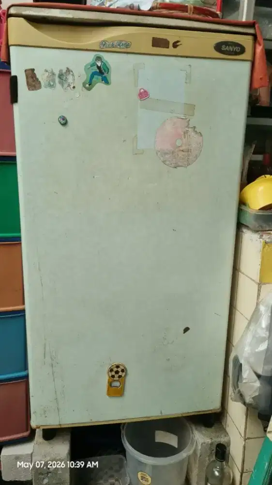 Kulkas 1 Pintu Sanyo Jadul SR-LL178F - Dingin Normal Siap Pakai