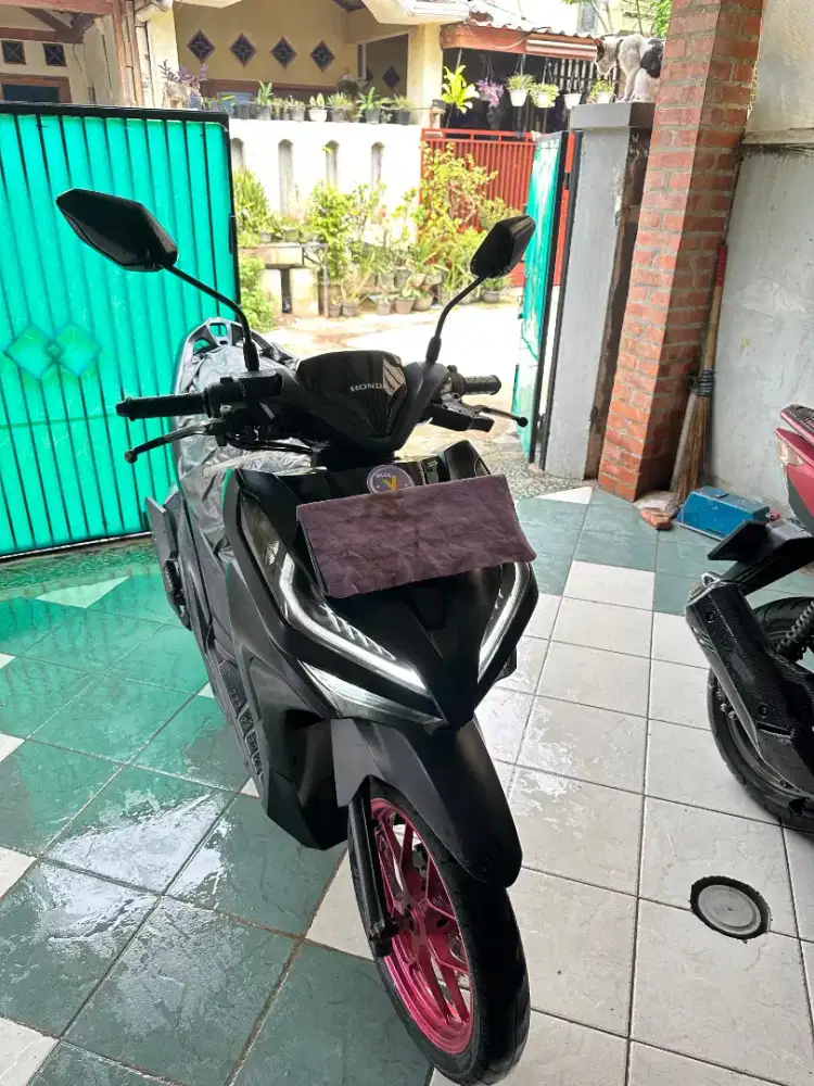 Honda Vario 125 eSP CBS ISS