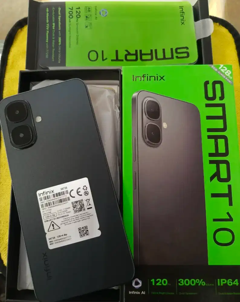 Infinix Smart 10 ram 4/128 mulus dan masih garansi
