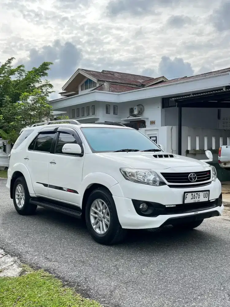 Toyota Fortuner Vnt Trd 2.5 Automatic Turbo Diesel 2013