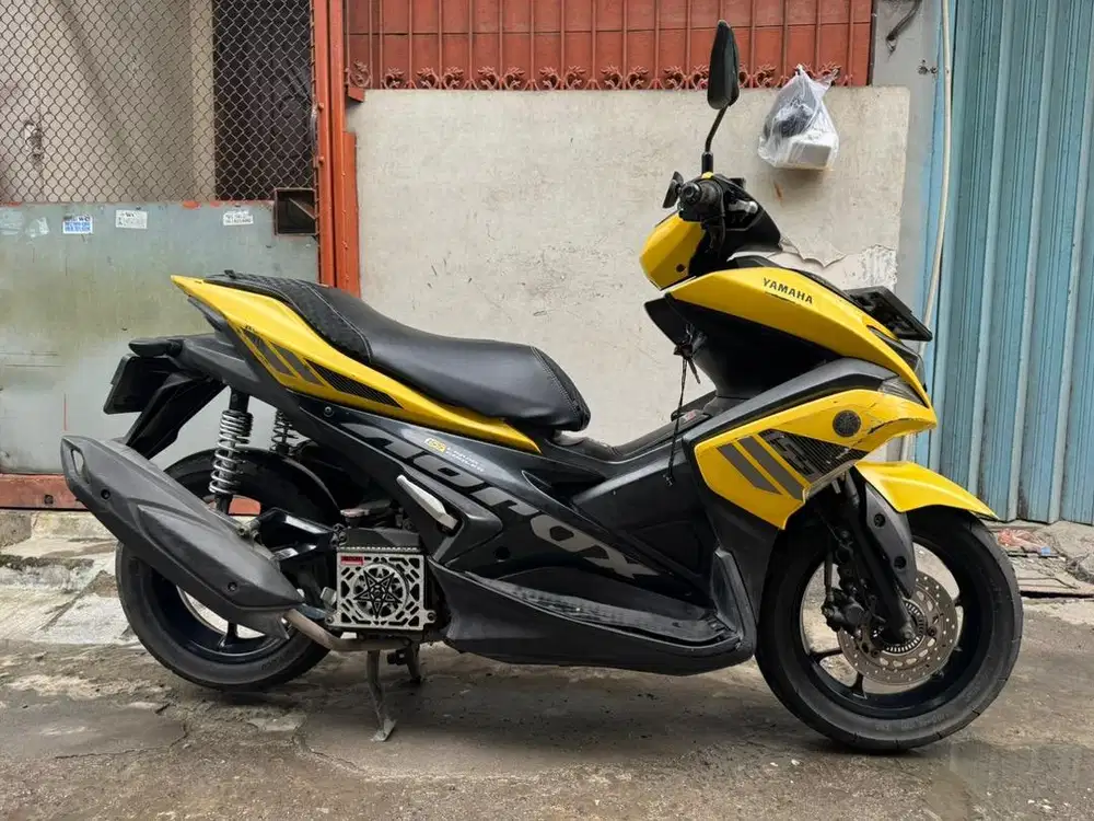 Yamaha Aerox thun 2017 pajak panjang mesin halus jozz siap gas jalan.