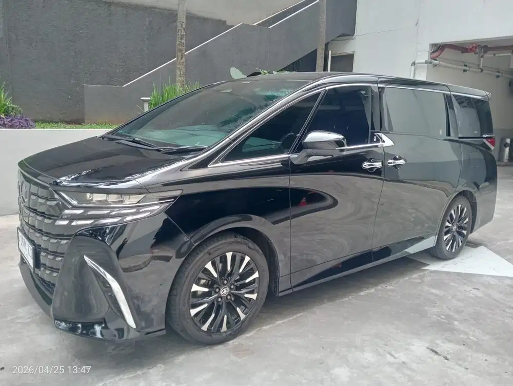Toyota Alphard 2024 Bensin