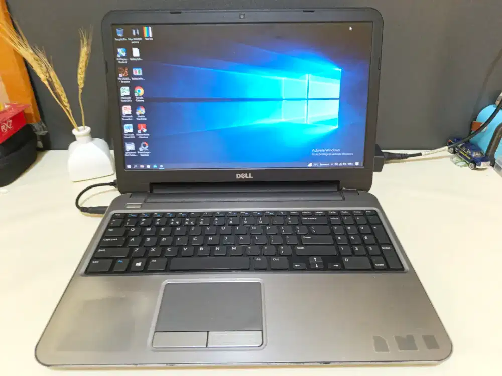 Laptop Dell Inspiron 5521 Core I5-3337 Ram 4Gb Hdd 500Gb Vga Amd