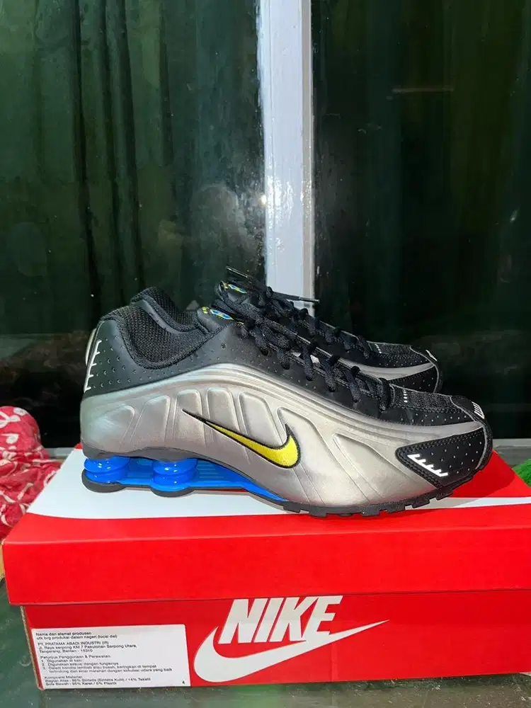 Nike shox r4 Original Like new