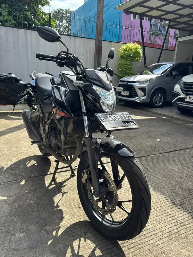 Honda CB150R 2020 Hitam