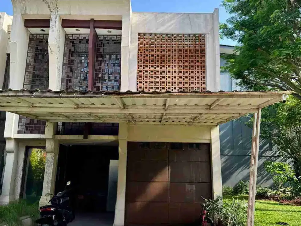 Dijual Rumah Bagus Siap Huni di Greenwich Bsd City
