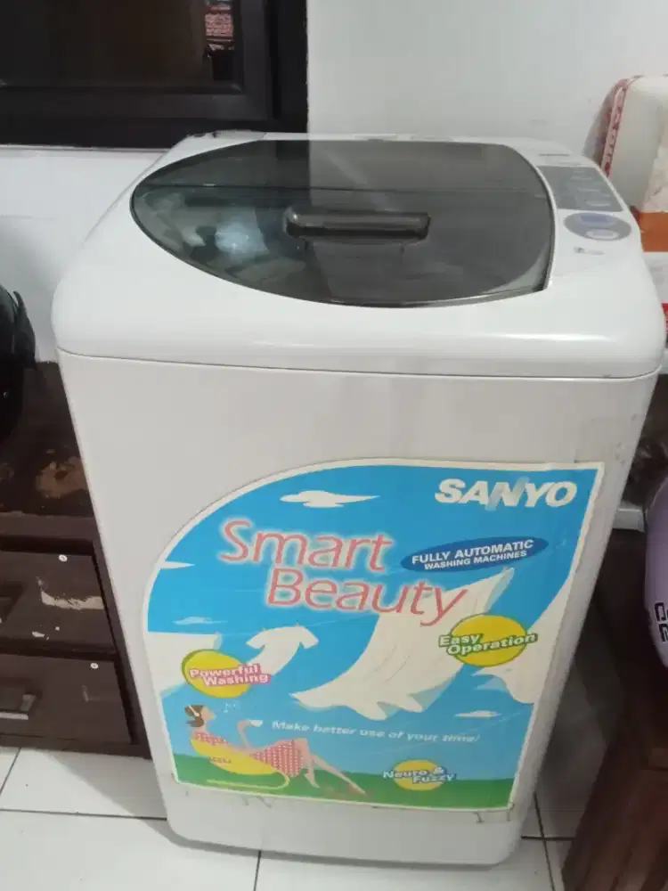 Mesin cuci Sanyo 1 Tabung Otomatis mulus