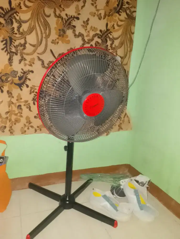 Kipas angin cosmos 16xdc