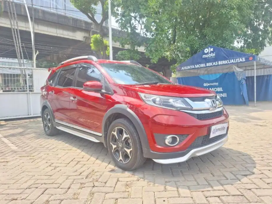 DP RENDAH Honda BR-V 1.5 E Prestige Bensin-AT 2016 0EG