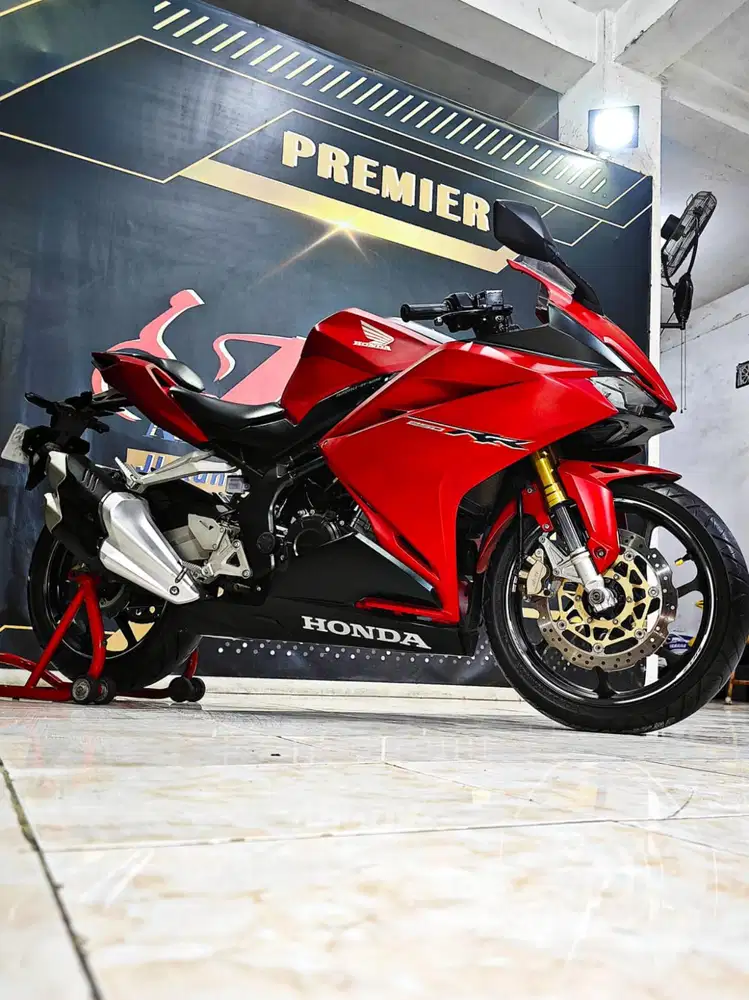 Super sport Honda CBR 250 RR TH 2018