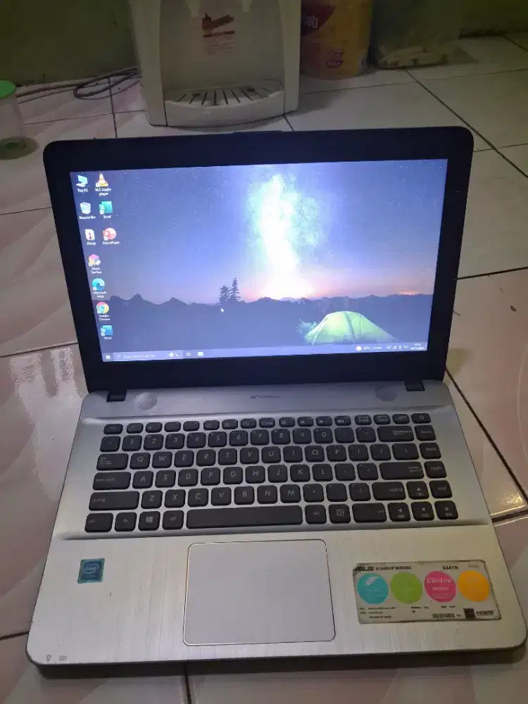 Laptop asus x441n