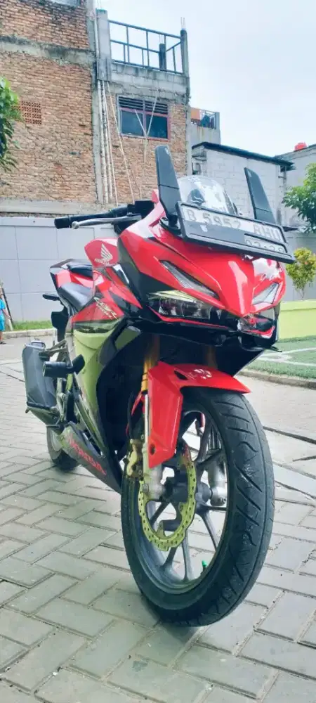 CBR 150R 2023 simpenan