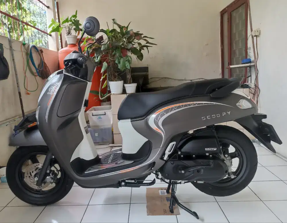 Honda scoopy Sporty tahun 2025 /2026 km 2900