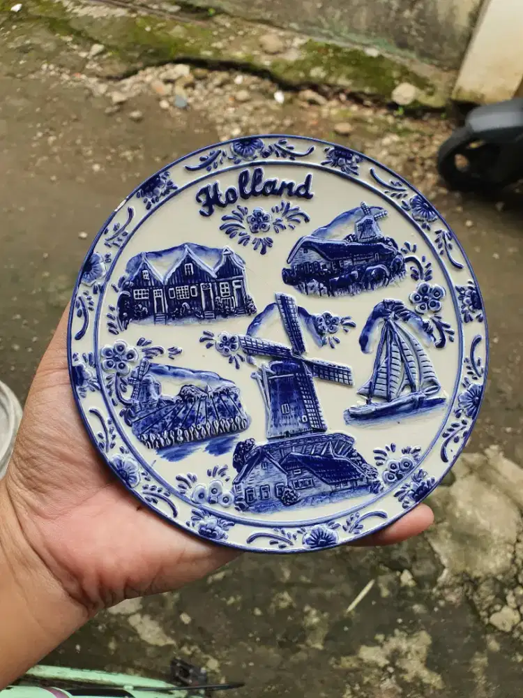 Piring Pajangan Holand