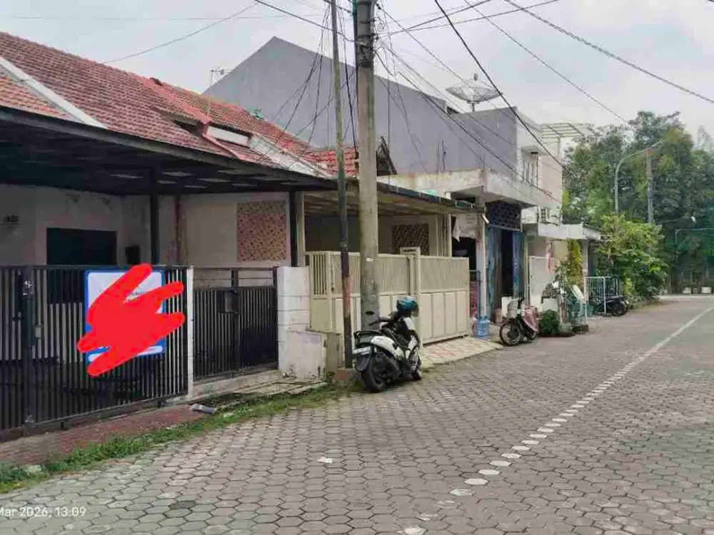 Dijual via lelang Rumah Pondok Wiyung indah Lokasi Strategis