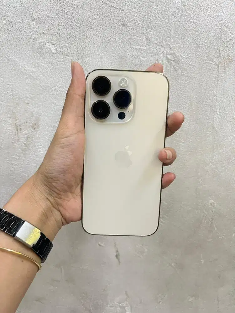 I phone 14 pro 256