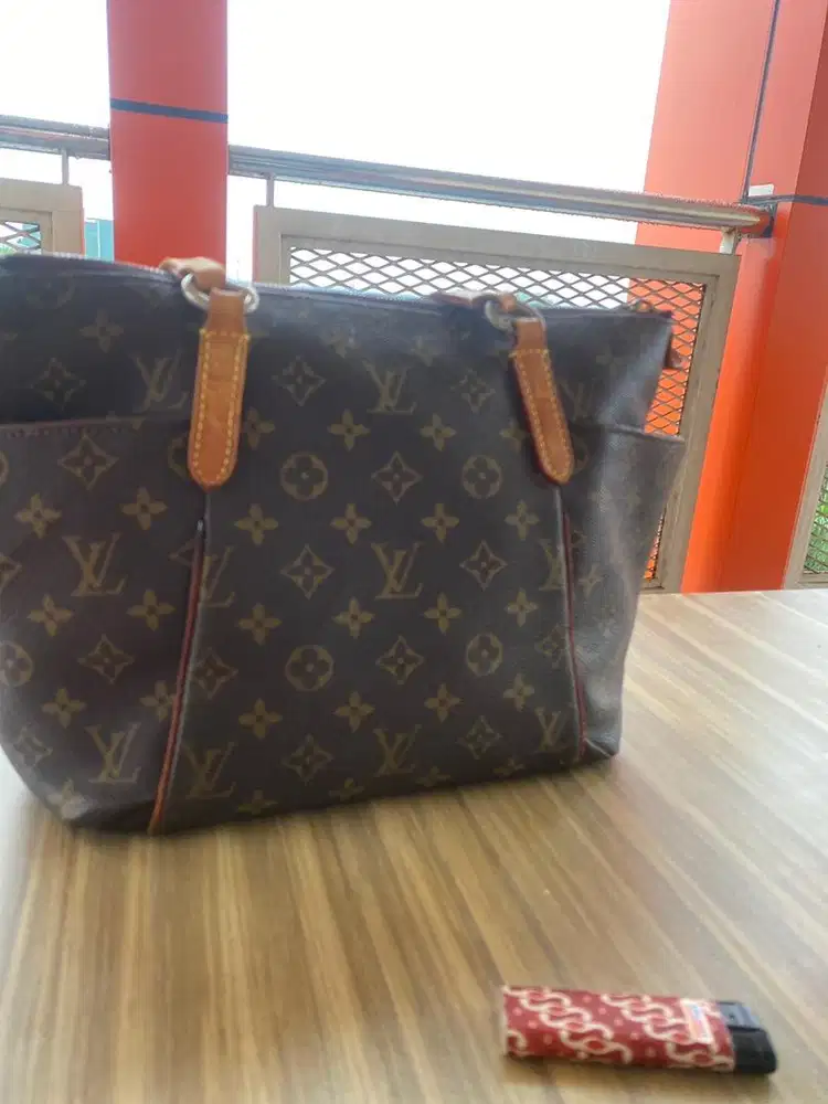 tote LV bekas premium