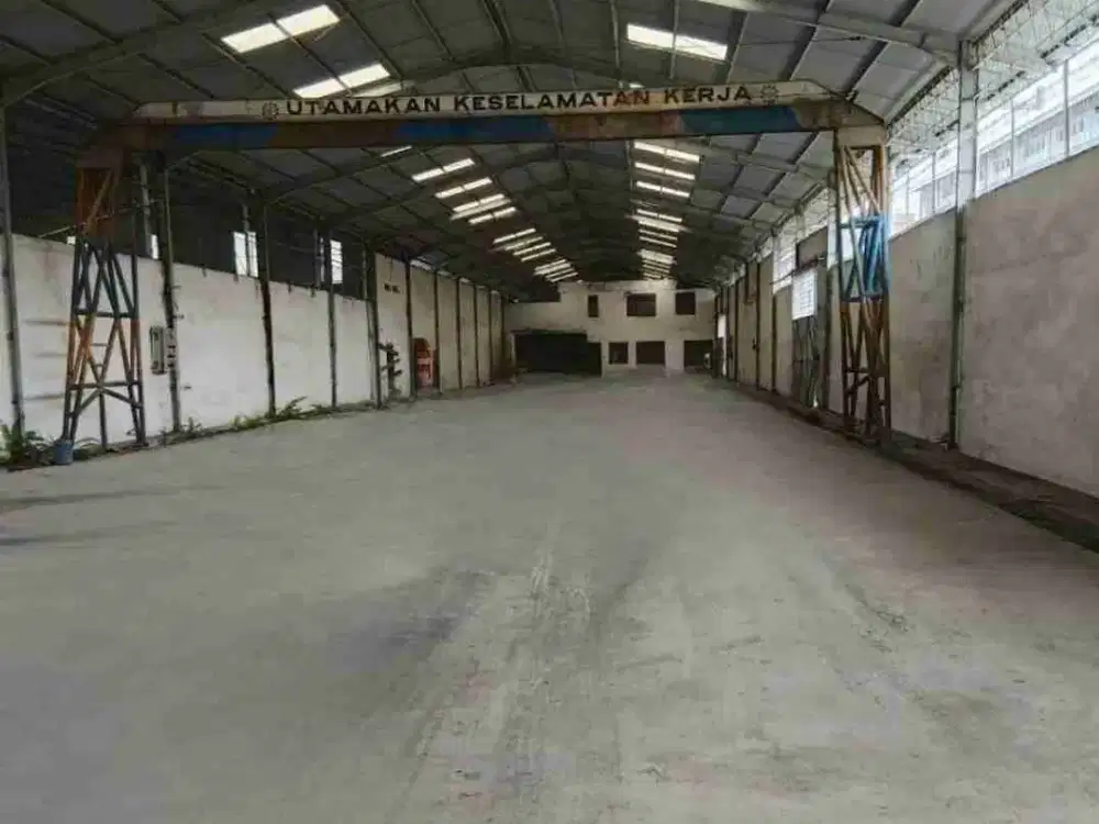 GUDANG 3.700M² LAHAN 1,5 HEKTAR JL. SOEKARNO HATTA