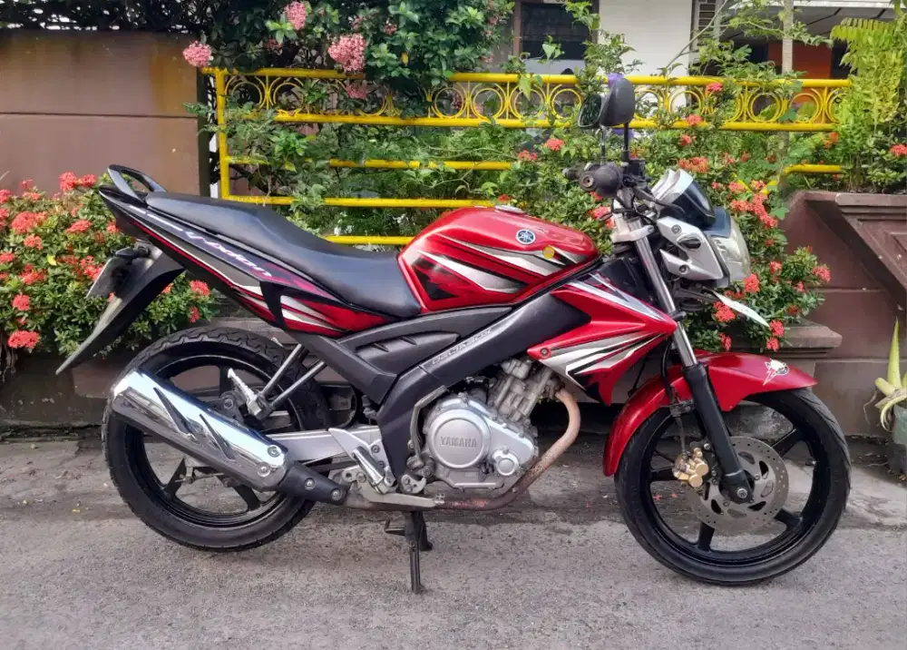 Yamaha Vixion old Th 2012 AB Bantul pajak hidup Original mulus