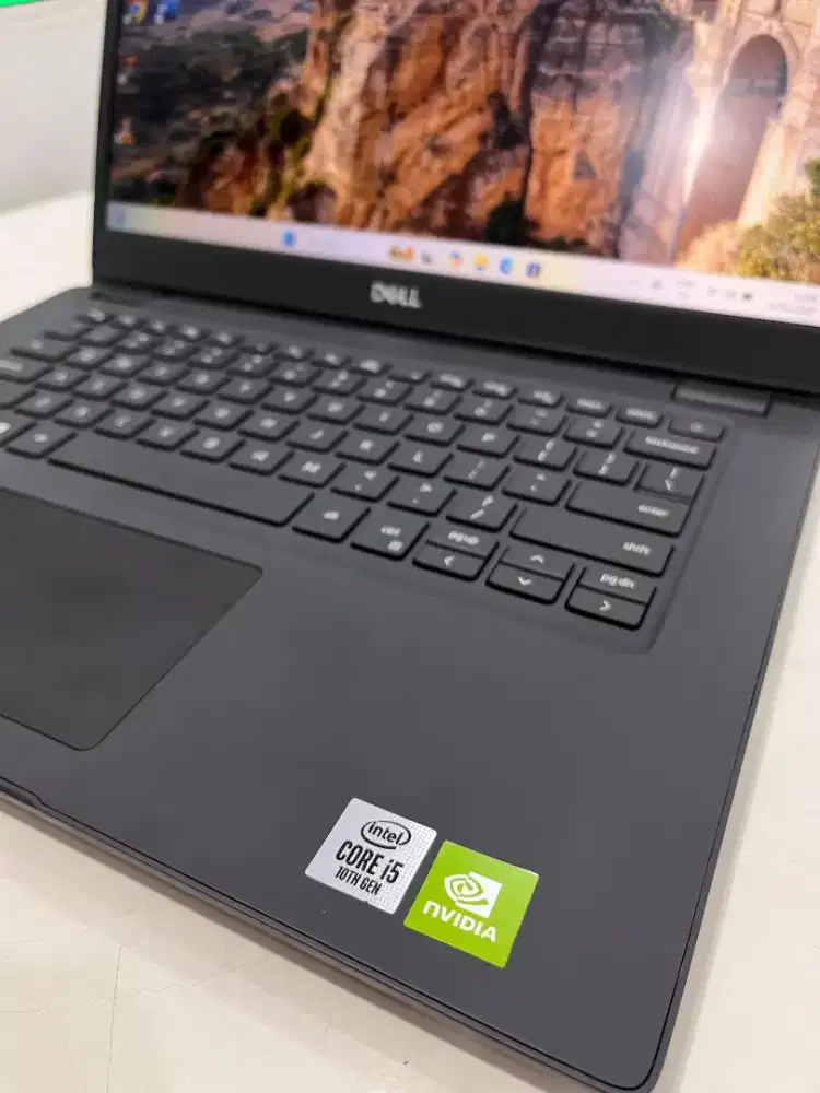 LAPTOP LATITUDE 3410 GNVIDIA GeForce MX230