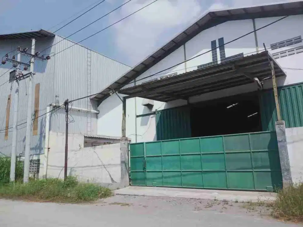 Disewakan Gudang Romokalisari. Lantai Cor. Murah