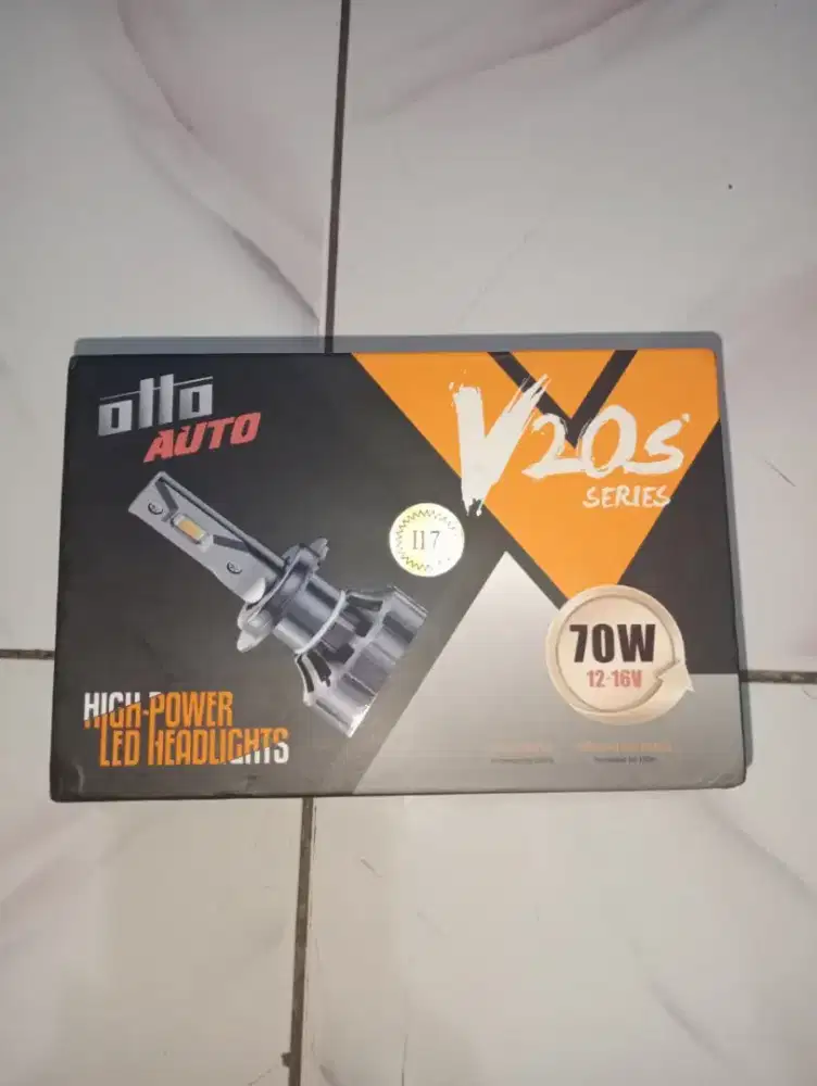 Lampu LED 3 Warna Otto Auto