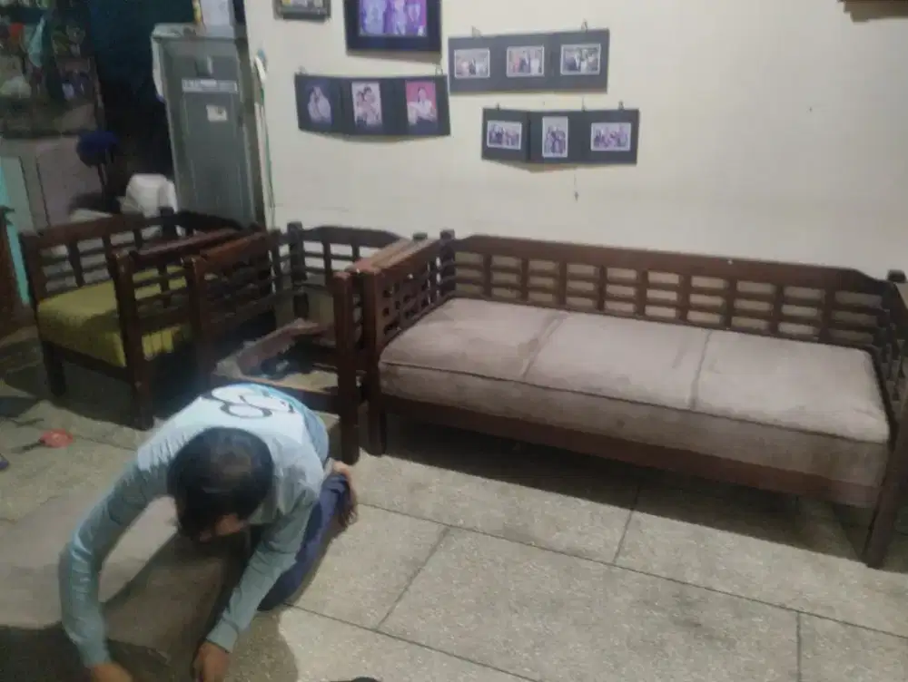 Reparasi sofa Bandung