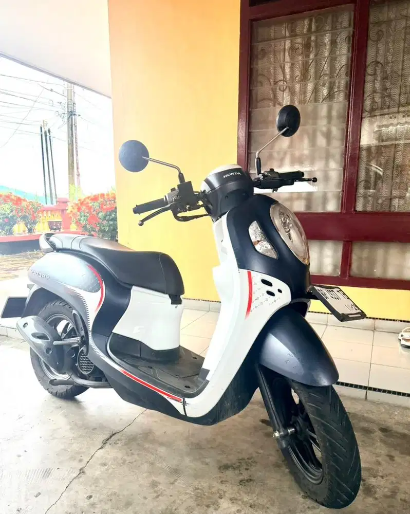 Motor Pribadi Tangan Pertama