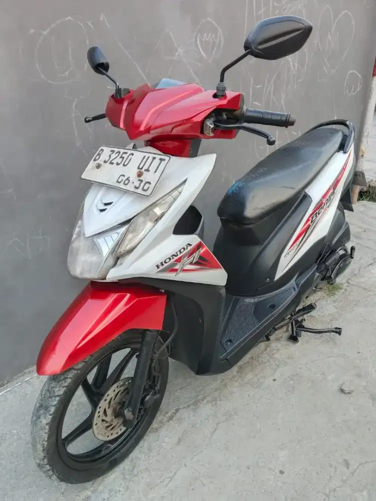 Honda beat f1 tahun 2015 starter halus siap pakai di Tangerang