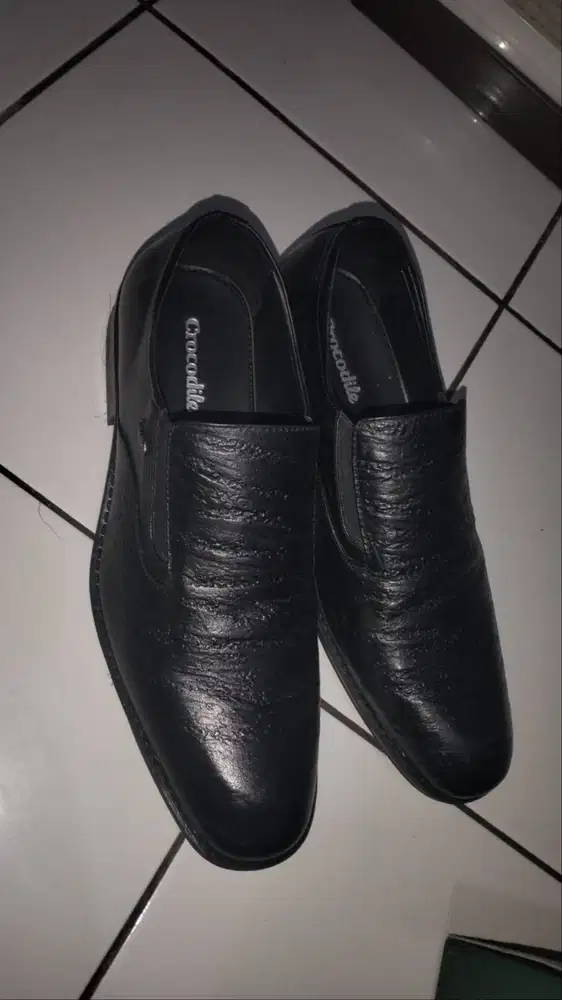 jual cepat harga dri 2,1 baru beli cuma 1 kali pake, di jual1,3 nego