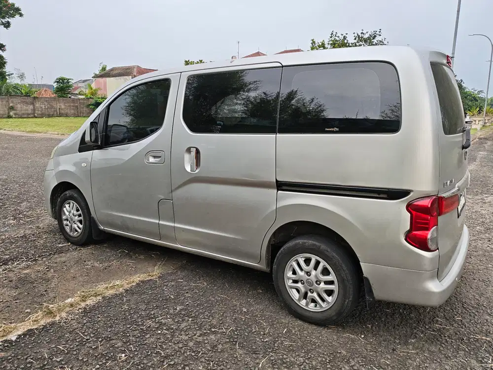 Nissan Evalia 2012 Bensin